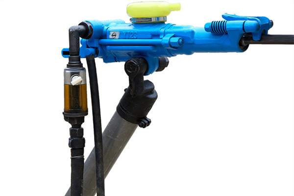 Kaluwihan saka Handheld Pneumatic Rock Drill